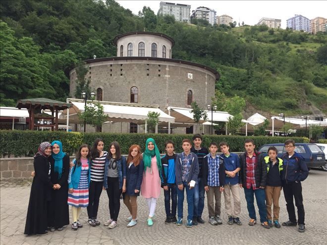 Mustafa Özer Ortaokulu Yine Yollarda