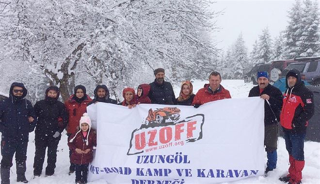 Offroad Tutkunlarının Bahar Kampı Kar Macerasına Dönüştü!